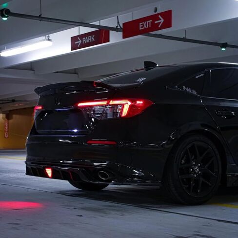 ناشر المصد الخلفي متوافق مع 2022 2023 2024 2025 Honda Civic Sedan مع ضوء LED (أسود لامع) in Kuwait