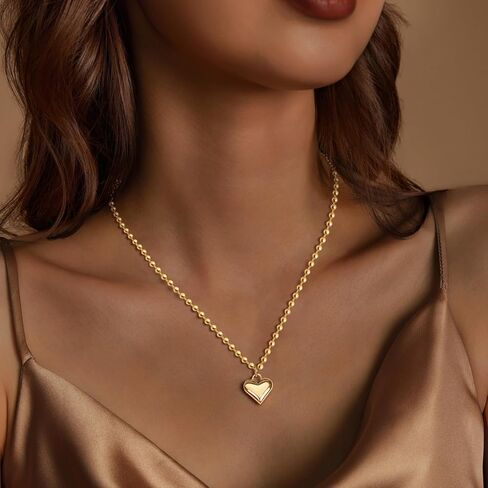 Cute Heart Necklace Dainty 18k Gold Plated Tiny Heart Pendant Choker Necklaces Small Gold Love Open Heart Chain Necklace for Women Simple Gold Necklace for Women Trendy Jewelry in Kuwait