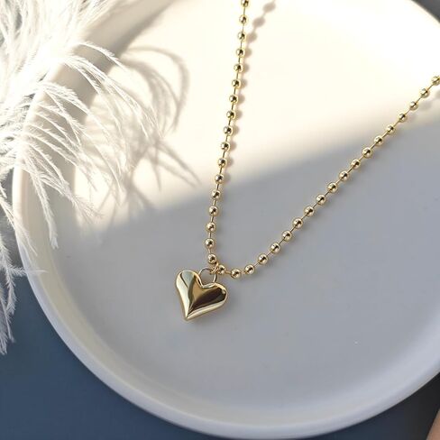 Cute Heart Necklace Dainty 18k Gold Plated Tiny Heart Pendant Choker Necklaces Small Gold Love Open Heart Chain Necklace for Women Simple Gold Necklace for Women Trendy Jewelry in Kuwait