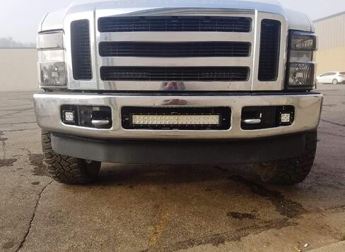 مجموعة مصابيح الضباب LED من iJDMTOY متوافقة مع 1999-2016 Ford F250 F350 F450 Super Duty، تتضمن (2) مكعبات LED عالية الطاقة 20 وات، ودعامات تثبيت لموقع Foglight وأحزمة أسلاك/محول in Saudi Arabia