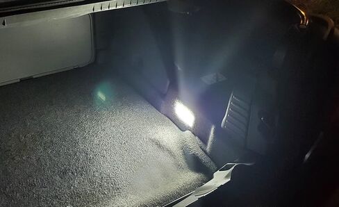 مجموعة إضاءة منطقة الشحن iJDMTOY واحدة من زينون بيضاء كاملة LED متوافقة مع Nissan Versa Murano Juke Rogue Leaf، مدعومة بثنائيات LED 18-SMD، استبدل مصباح صندوق السيارة المتوهج OEM in Saudi Arabia