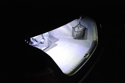 مجموعة إضاءة منطقة الشحن iJDMTOY واحدة من زينون بيضاء كاملة LED متوافقة مع Nissan Versa Murano Juke Rogue Leaf، مدعومة بثنائيات LED 18-SMD، استبدل مصباح صندوق السيارة المتوهج OEM in Saudi Arabia