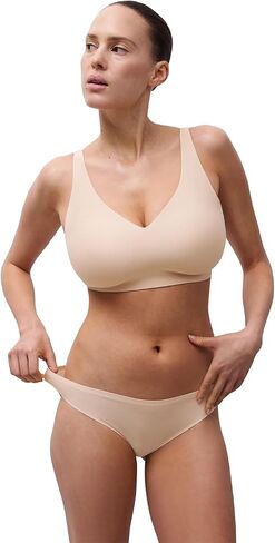 Chantelle Women's Soft Stretch V-Neck Wireless Support Bra in Kuwait