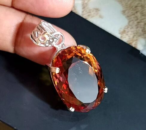 50.35 Ct Zultanite 7 Color Pendant 925 Silver Loose Certified Gemstone for jewelry making in Saudi Arabia