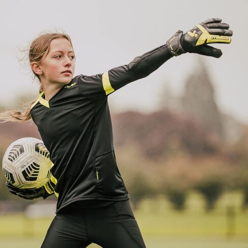 قفازات Storelli Gladiator Challenger 2.0 لحارس المرمى، قفازات حارس مرمى كرة القدم مع أشواك الأصابع، حماية معززة للأصابع واليد in Saudi Arabia