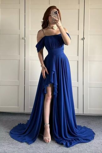 Off The Shoulder Chiffon Bridesmaid Dresses Spaghetti Straps Corset A-Line Black Formal Dress with Slit in Saudi Arabia