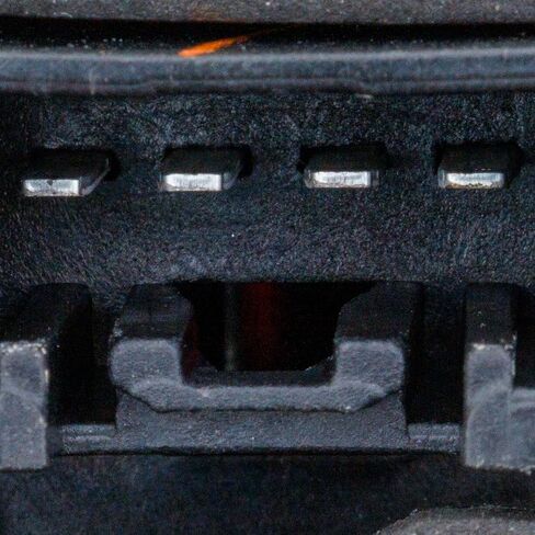 مجموعة مصابيح LED خلفية Garage-Pro لسيارة Ford EcoSport 2018-2022 يتم تركيبها على الجسم مع لمبة (مصابيح) جانب الركاب، كابا خارجي FO2805124C، أحمر in Saudi Arabia