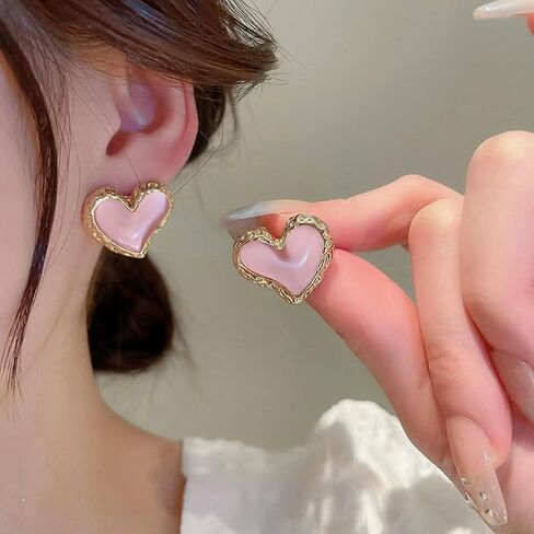 1 Pair Pink Heart Stud Earrings, Fashionable Gold Tone Earring for Women, Delicate Jewelry for Special Occasions, Chic Accessory for Daily Wear(Pink&Gold) in Saudi Arabia