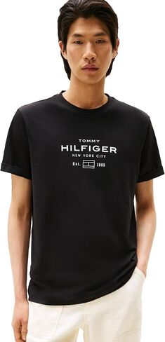 تي شيرتات Tommy Hilfiger للرجال بأكمام قصيرة من القطن مع تصميمات شعار مكدسة in Saudi Arabia