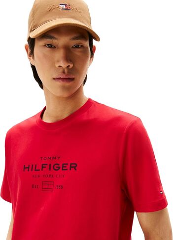 تي شيرتات Tommy Hilfiger للرجال بأكمام قصيرة من القطن مع تصميمات شعار مكدسة in Kuwait