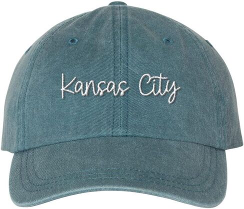TeesAndTankYou Script Kansas City قبعة بيسبول مطرزة قابلة للتعديل من القطن للأب قبعة مصبوغة in Kuwait