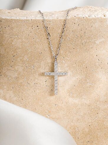 925 Sterling Silver Moissanite Cross Pendant Necklace, 0.37CT with 18 Inch Silver Chain in Saudi Arabia