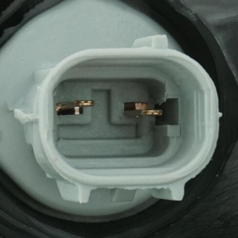 TRQ Passenger Side Front Corner Light Assembly Compatible with 1997-2000 Toyota Tacoma TO2521154 in Saudi Arabia