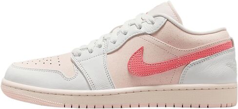 حذاء Air Jordan 1 Low SE للنساء (IB8156-133، أبيض سامت/وردي فاتح ناعم/شراع/إمبر سحري) in Saudi Arabia