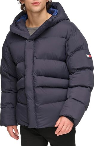 جاكيت منتفخ مبطن ثقيل الوزن للرجال من Tommy Hilfiger in Saudi Arabia