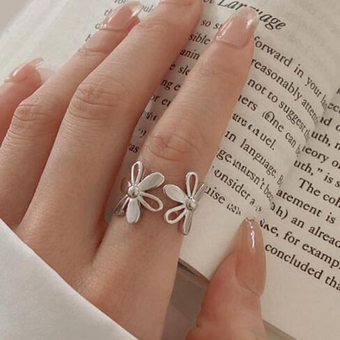 Daisy Flower 925 Sterling Silver Plated Adjustable Ring for Women | Expandable Wedding Statement Ring | Comfortable Dainty Engagement and Birthday Jewelry in Saudi Arabia