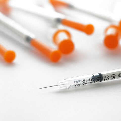 JIBENGAO U-100 Syringe with Needle 31Ga 1cc 5/16"(8mm)- Pack of 50 Pcs in Kuwait