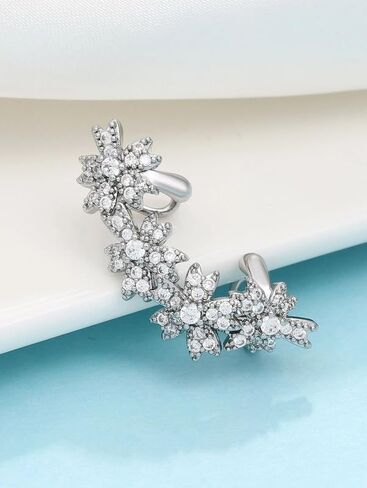 Fashion Ear Cuffs Earrings Ear Clips for Women Daily Wear Party Wedding Engagement Valentine's Day Mother's Day Gift in Saudi Arabia