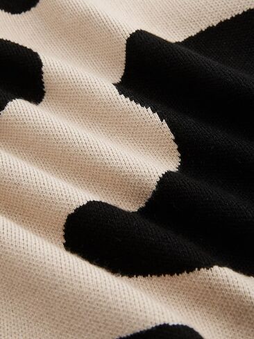 CIDER Knitted Zebra Stripe Sleeveless Crop Top in Saudi Arabia