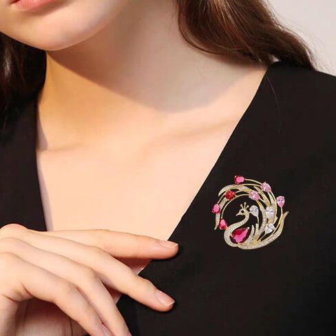 Exquisite Rhinestone Peacock Brooch Pin for Women Girls Gold Plated Fashion Red Green Crystal Bird Animal Brooches Lapel Pins Elegant Dress Accessories Christmas Thanksgiving Birthday Jewelry Gift Souvenir in Saudi Arabia