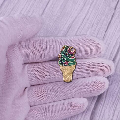 دبوس بروش على شكل ايس كريم لطيف لطيف على شكل ايس كريم، دبوس بروش لطية صدر السترة وشنطة الظهر والملابس والقبعات والجاكيت، هدية مجوهرات للنساء والاطفال، مصنوع من خليط معدني من الستيل بدون احجار كريمة in Kuwait