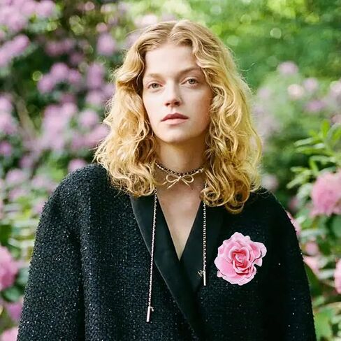 مشبك شعر على شكل زهرة راقصة الفلامنكو من Ever Fairy Rose (5 عبوات أزرق + أزرق أخضر + أخضر + أرجواني + أصفر) in Kuwait