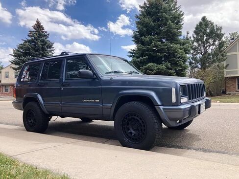 iJDMTOY عدسة مدخنة سوداء اللون 36-SMD بيضاء كاملة LED مجموعة إضاءة جانبية أمامية متوافقة مع Jeep 1997-2001 Cherokee (بعد تجميل الوجه)، استبدل العلامات الجانبية الأمامية الكهرمانية OEM in Saudi Arabia