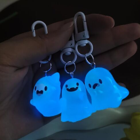 3Pcs/Set Halloween Luminous Ghost Keychain Gifts for Women Stuffers for Her Spooky Gifts Christmas Halloween Cool Stuff Night Glow Ghost Keychain (7.5x3cm) in Saudi Arabia