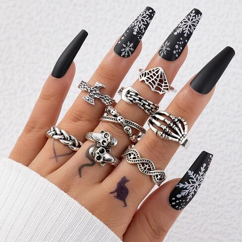 Chunky Gothic Stackable Ring Set Vintage Spider Skull Scorpion Finger Ring Punk Irregular Silver Ring Set Halloween Dark Vampire Costume for Women Men in Saudi Arabia