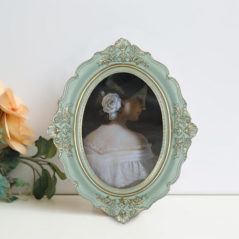Vintage 5x7 Picture Frame, Green Antique Picture Frame, Glass Front, Art Decor for Tabletop or Wall Hanging, Gold Vintage Stripe in Saudi Arabia