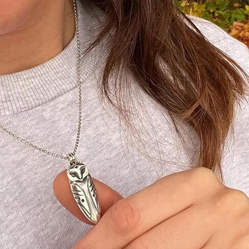 Lucky Silver Owl Necklace,Vintage Owl Pendant,Owl Clavicle Chain with Moon and Stars,Couple Clavicle Eagle Chain Jewelry Party Accessories Gift,for Women Men Gifts in Kuwait