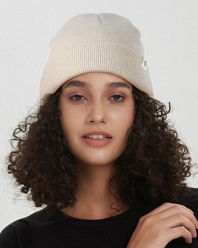 Beanie for Women Men Satin Lined Winter Hat Slouchy Beanie with Silk Lining for Hair Warm Knit Ski Hat Unisex in Kuwait