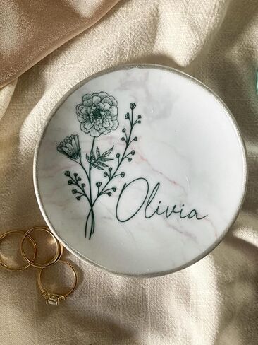 Birth Flower Jewelry Dish, Personalized Ceramic Trinket Tray with Name, for Bridesmaid, Best Friend or Mom, 4" Ring Dish,100% Handmade and Original, Little Worm Studio in Saudi Arabia