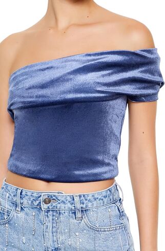 Forever 21 Women's Velvet One-Shoulder Crop Top in Saudi Arabia