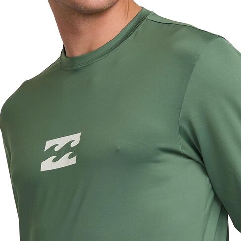 سترة نسائية من Billabong ذات مقاس قياسي طوال اليوم وفضفاضة وأكمام طويلة من Rashguard in Saudi Arabia
