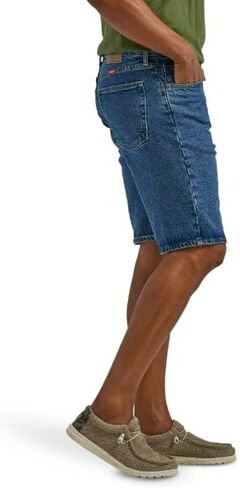 Wrangler Men's Quilt Lined Rancher Vest in Saudi Arabia