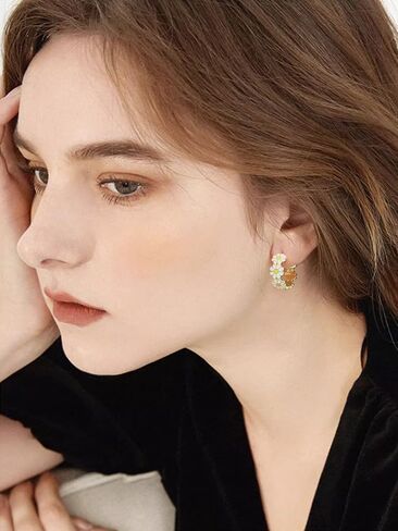 Cute Daisy Flower Hoop Earrings for Women Dainty Yellow White Enamel Lucky Floral Small Huggie Hoops Hypoallergenic Fashion Jewelry for Her Daughter in Saudi Arabia