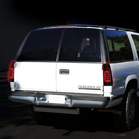 DNA MOTORING TL-C10-LED-3D-BK-SM LED 3D Tail Light Assembly Driver & Passenger Side [Compatible with 99-00 Escalade / 92-94 Blazer / 88-99 C1500-3500] in Kuwait