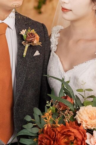 TINGE TIME Boutonniere للرجال والعريس وأفضل رجل بوتونيير لحفلات الزفاف والذكرى السنوية وحفلات العشاء الرسمية وحفلات الزفاف الريفية في الخريف (التيراكوتا) in Kuwait