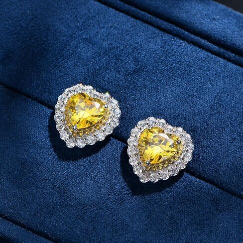 14k Gold Frosted Heart-Shaped Moissanite Stud Earrings for Women, 8x8mm Gemstone Inlay, Beautiful Mother's Day Gift for Mom in Saudi Arabia