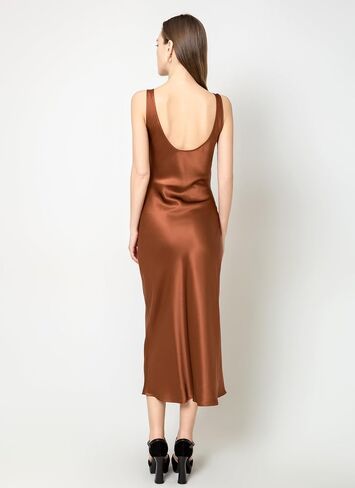 DAISYSILK 22 Momme 100% Mulberry Silk Dress with Scoop Neck Midi Silk Slip Sleeveless Dress Party Dresses for Women in Saudi Arabia