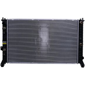 Radiator | Compatible with 2020-2021 Chevrolet Silverado 2500/3500 HD; GMC Sierra 2500/3500 HD in Kuwait