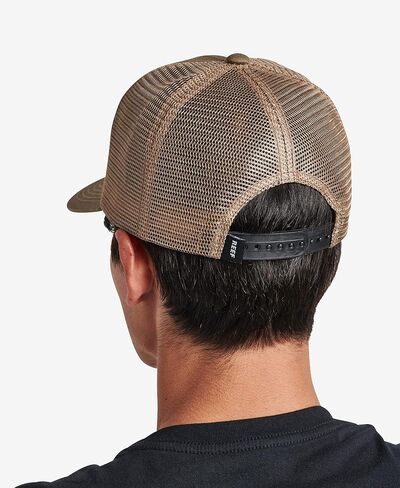 REEF Mens Trucker Hats in Saudi Arabia