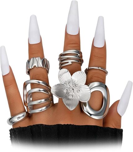 Chunky Gold Flower Statement Rings for Women,Large Floral Pearl Stackable Knuckle Rings Set,Unique Trendy Jewelry Cocktail Accessories in Saudi Arabia