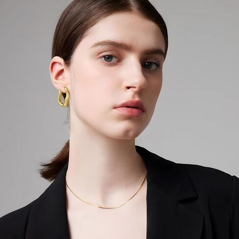 Gold Hoop Earrings for Women 18K Gold Plated Twisted Huggie Hoop Earring Thick Open Lightweight Twisted Wave Gold Earrings in Saudi Arabia