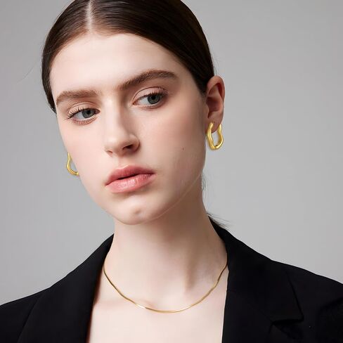 Gold Hoop Earrings for Women 18K Gold Plated Twisted Huggie Hoop Earring Thick Open Lightweight Twisted Wave Gold Earrings in Saudi Arabia