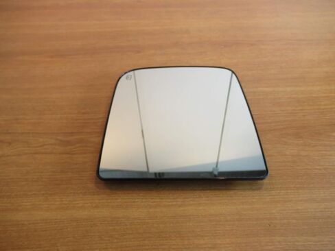 2015-2019 Ram 1500 2500 3500 4500/5500 Right Passenger Mirror Glass Replacement in Saudi Arabia