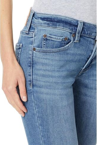 حذاء نسائي متوسط ​​الارتفاع من Lucky Brand in Kuwait