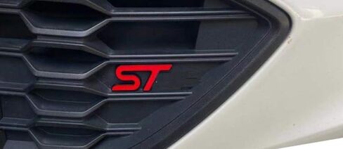 2X ST شارة ثلاثية الأبعاد حرف معدني شعار السيارة الجانب الحاجز الخلفي الجذع شعار شارة الباب الخلفي ملصق الشارات (أحمر) in Kuwait