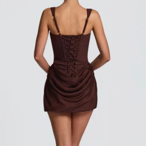 فساتين للنساء 2025 صيف مثير مطوي حبال U الرقبة بلا أكمام عارية الذراعين ضمادة ضئيلة ملابس السيدات مساء التجمعات in Kuwait